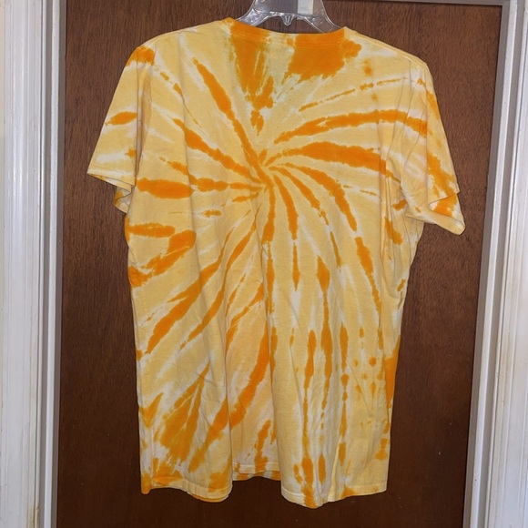 Tye Dye V neck tshirt​ - Picture 2 of 3